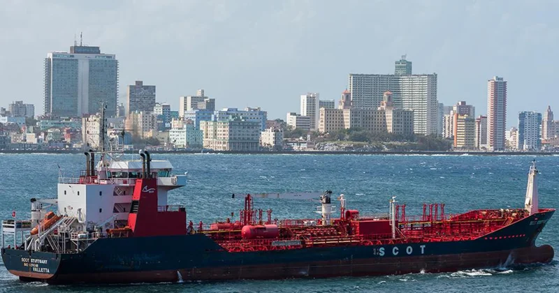 США лишили Китай и Кубу венесуэльской нефти. Но Пекин нашел выход