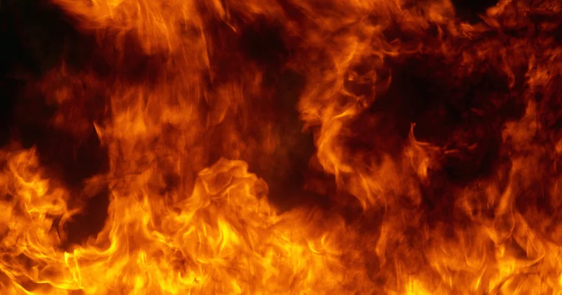 Pakistanda böyük yanğın ölənlər var