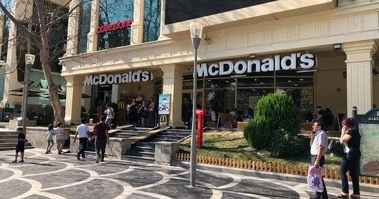 “McDonald’s” yeməklərində donuz tükü… TƏHLÜKƏ?