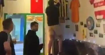 Bakıda pub da “Nyukasl” azarkeşlərindən qalmaqallı hərəkət VİDEO