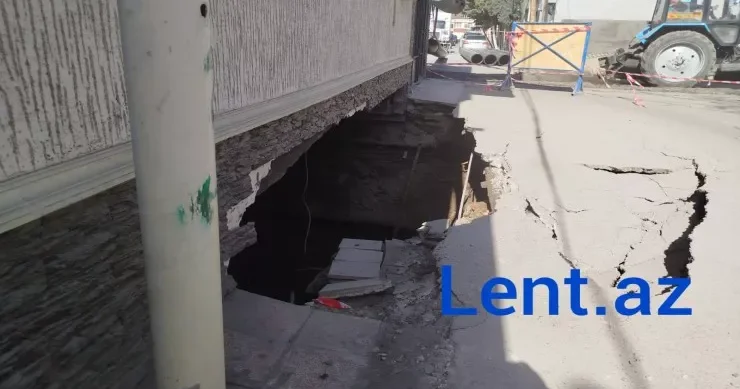 Kollektorun üzərində tikilən ev ÇÖKDÜ, əhali susuz və yolsuz qaldı REPORTAJ
