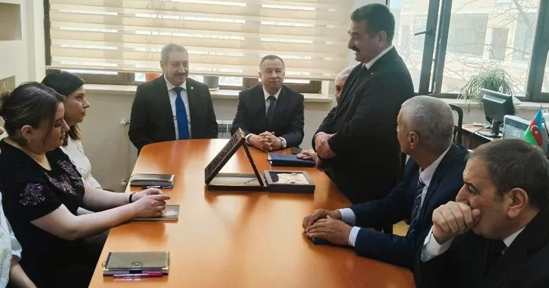YAP Nərimanov rayon təşkilatının ƏPT sədri yubileyi münasibətilə ziyarət olunub.
