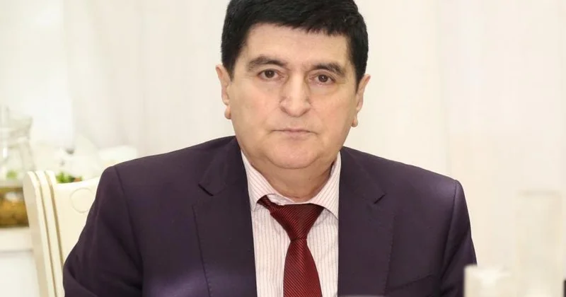 Baloğlan Əşrəfov: “Şənlik qəhrəmanı”, yoxsa sənətkar? Orxan Saffari yazır...