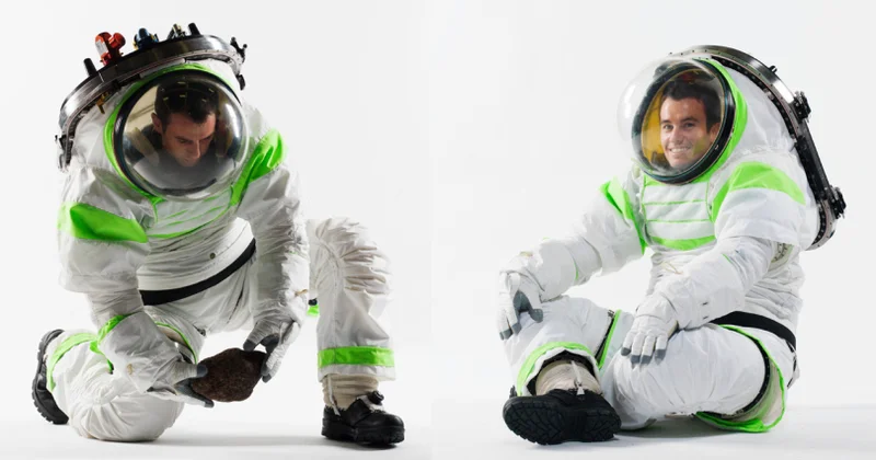 NASA Ay skafandrı üçün moda evindən məsləhətlər alıb
