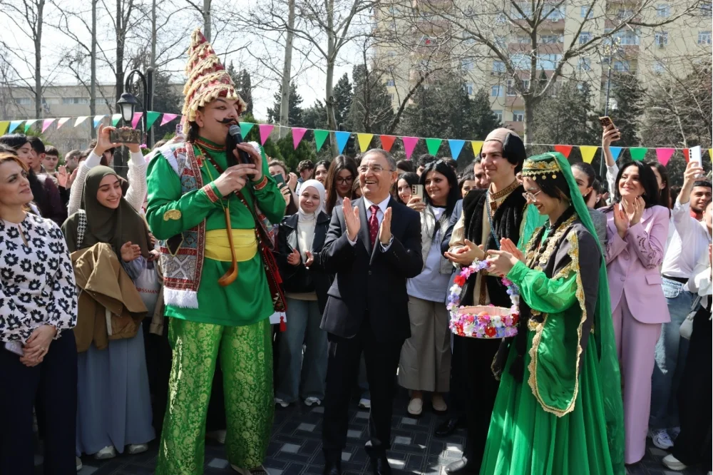 Bakı Biznes Universitetində möhtəşəm bayram tədbiri keçirilib