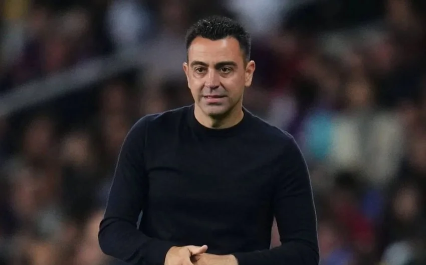 Xavi baş məşqçi kimi yeni təkliflərə hazır olduğunu açıqladı