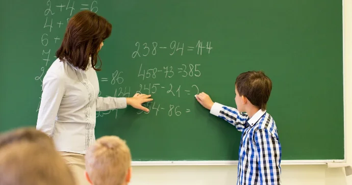 Müəllimlərin sosial rifahı nə vaxt yüksələcək? Mövcud VƏZİYYƏT AÇIQLANDI