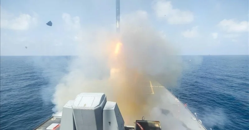 Армия Израиля заявила о нанесении ударов по военно морским силам Ирана