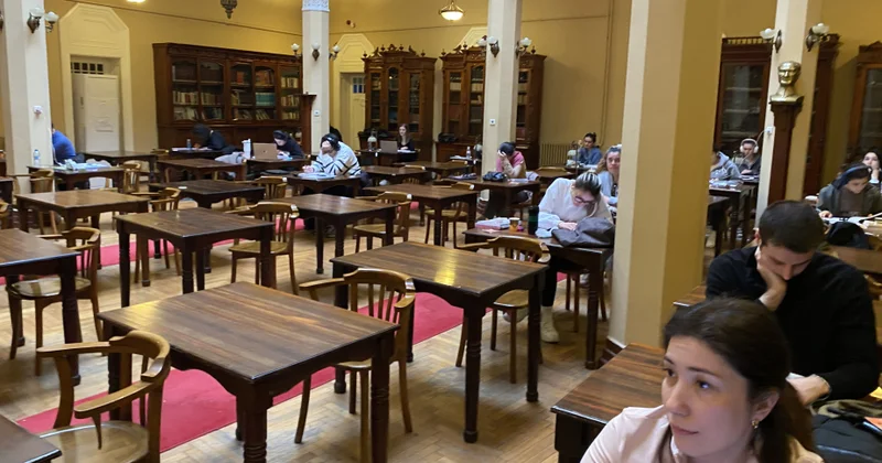 Azərbaycana aid nəşrlər İzmir Milli Kitabxanasına hədiyyə edilib