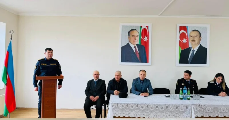 Məktəblilər üçün maarifləndirici görüşlər keçirildi FOTO