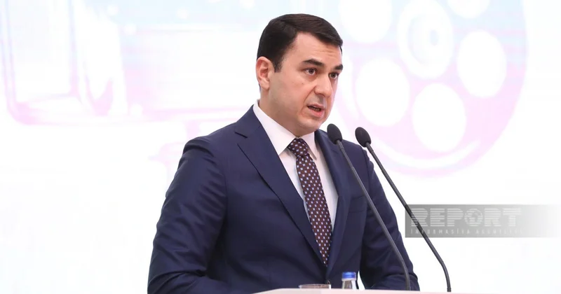 Адиль Керимли: В Азербайджане готовят новые учебники по искусству