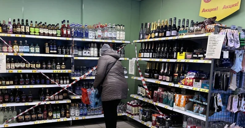 В России резко подорожала водка: цена приблизилась к тысяче рублей за литр