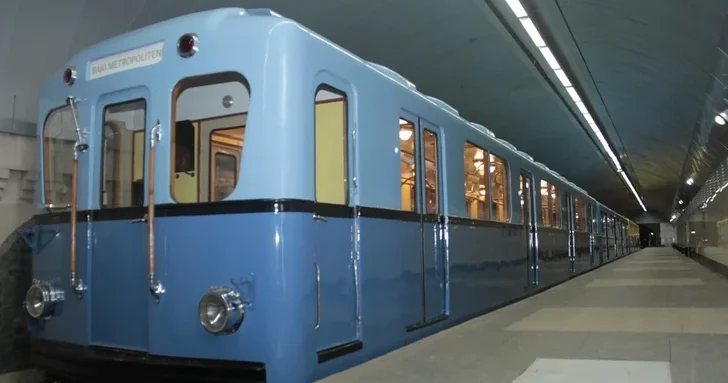 В Бакинском метро на Новруз выставят ретро вагоны