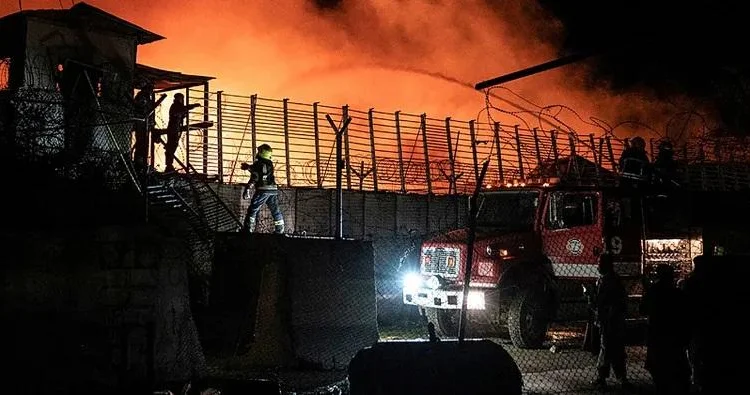 Əfqanıstanda xəstəxanada qətliam 400 ölü, 250 yaralı