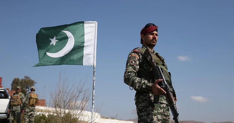 Pakistan Əfqanıstanla müvəqqəti atəşkəs ELAN ETDİ
