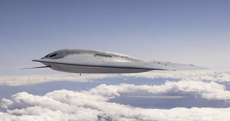 США могут нарастить флот невидимых бомбардировщиков B 21