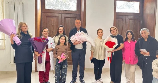 17 il övlad həsrəti çəkən qadın ana oldu