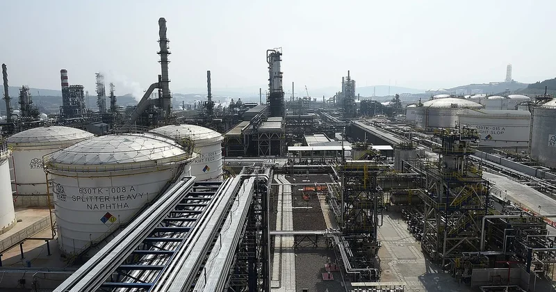 Азербайджан сократил производство дизеля на 16%