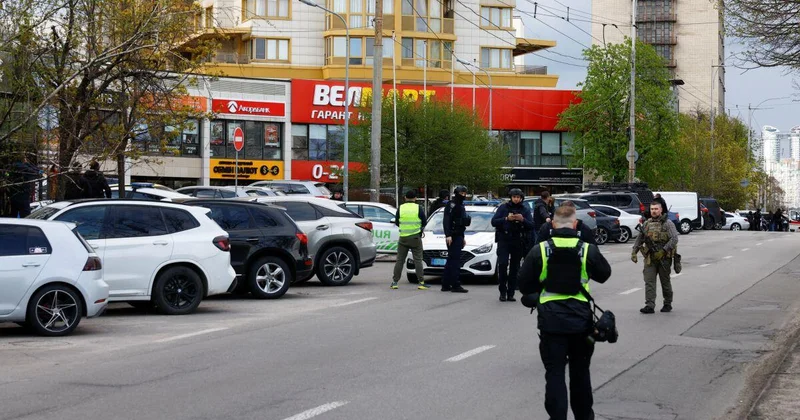 В Киеве ликвидирован стрелок, устроивший захват заложников в супермаркете ВИДЕО