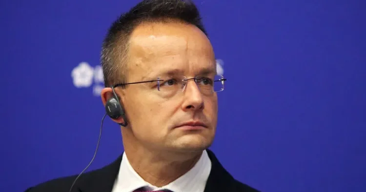 Macarıstan Ukraynaya hərbi yardıma qarşı çıxdı