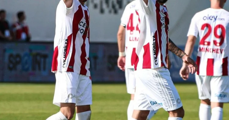 Azərbaycan yığmasında oynamış futbolçu Türkiyə klubu ilə müqavilə imzaladı