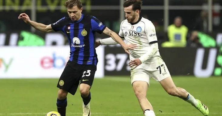 Napoli və İnter in gərgin çempionluq mübarizəsi