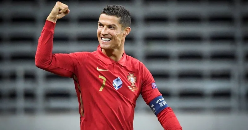 Ronaldo İstanbul nəhənginə keçə bilər Mühüm gəlişmə