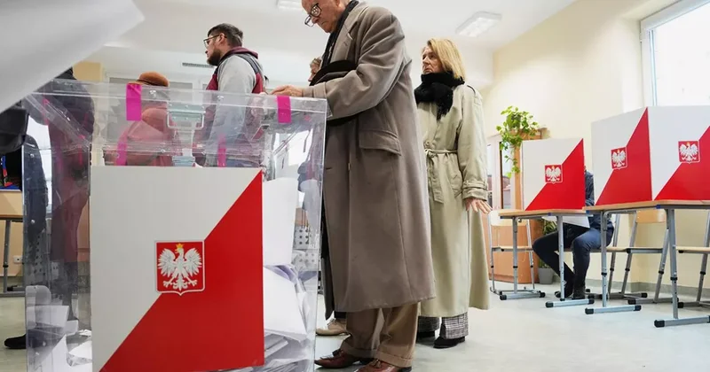 В Польше стартовало голосование на президентских выборах