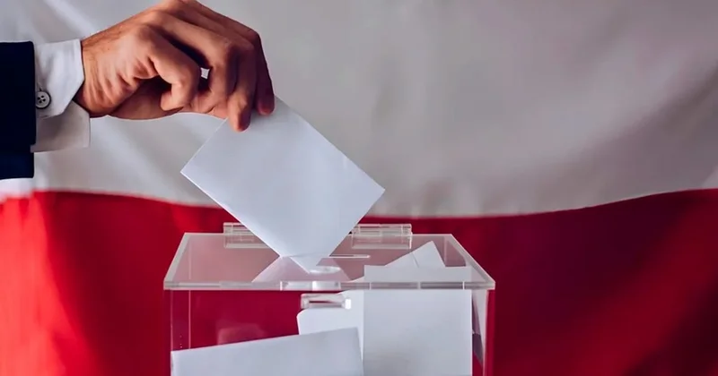 Polşada prezident seçkiləri başlayıb
