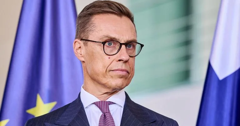 Finlandiya prezidenti Trampa: “Rusiya artıq böyük güc deyil”