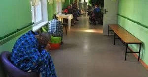Tibb bacısı ruhi xəstədən hamilə qaldı