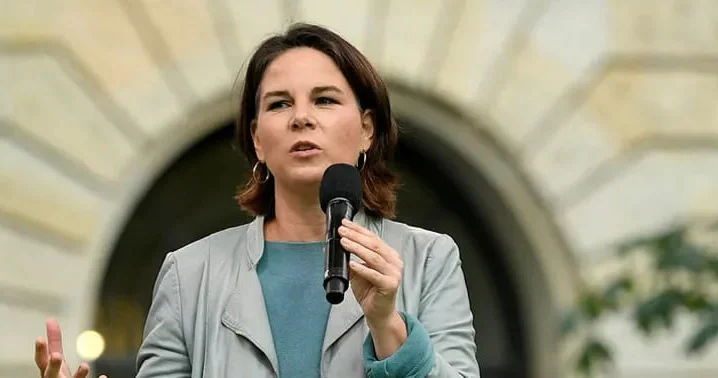 Annalena Berbok: “Mənzil probleminin həlli üçün daha çox ev tikmək yetərli deyil”