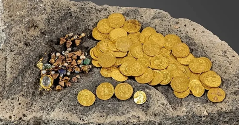 Yol çəkirdilər 2200 illik xəzinəylə rastlaşdılar