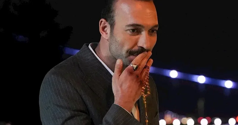 Məşhur aktyor Eşref Rüya nın finalından danışdı