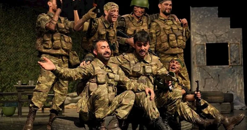 “Gülüstan” tamaşasının premyerası baş tutdu Fotolar