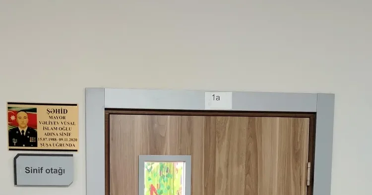 Bu sinfə şəhid mayorun adı verildi FOTO