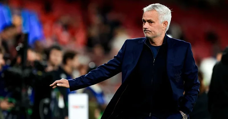 Fabrizio Romano Mourinyo üçün “Here we go!” yazdı