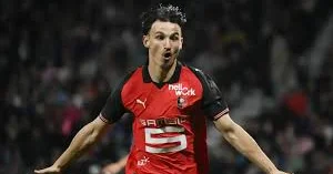 Fransa çempionatının ən sərrast futbolçusu oldu