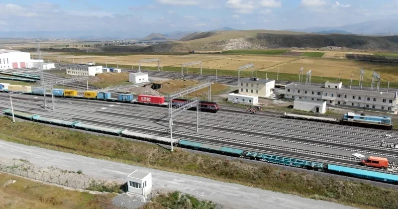 Bakı Tbilisi Qars dəmir yolunda işlər tamamlandı