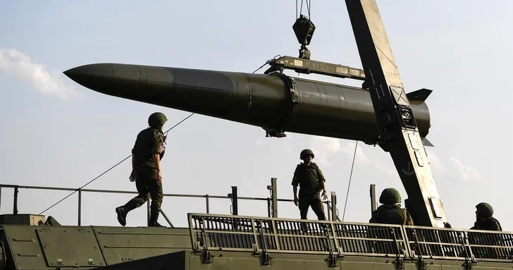 Белорусские военные отрабатывают применение ядерного оружия