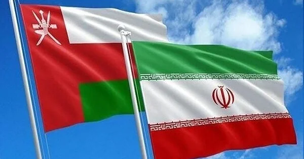 İran Hörmüz boğazında təhlükəsizlik üçün Omanla danışıqlar aparır