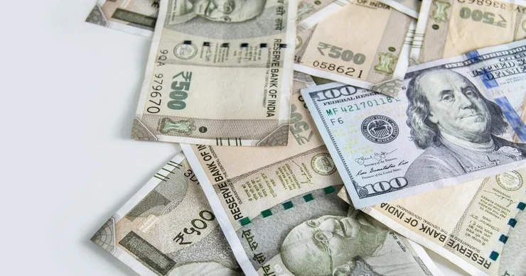 Bu valyuta dollar qarşısında rekord səviyyədə ucuzlaşdı