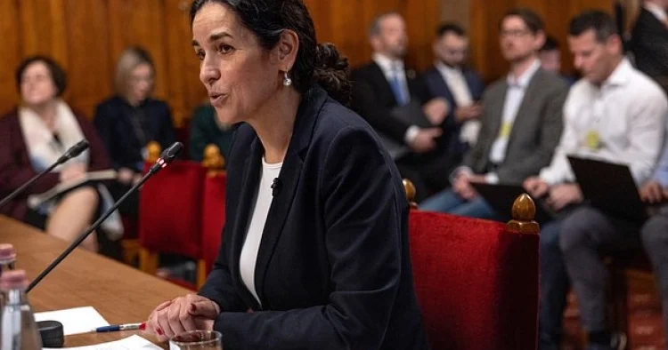Orban ukraynalı həmkarı ilə macar azlığının hüquqlarını müzakirə edib