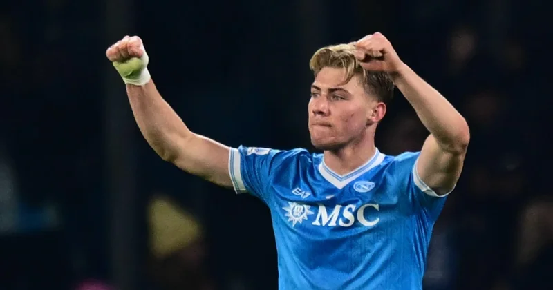 Rasmus Heylunn: Napoli nin oyunçusuyam, Mançester Yunayted lə vidalaşıram