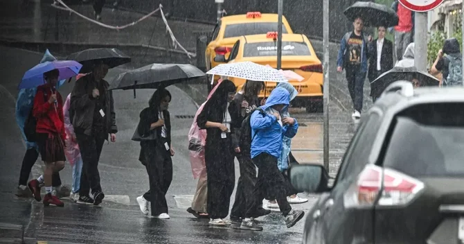 Moskvada leysan yağışları 122 illik rekordu yenilədi