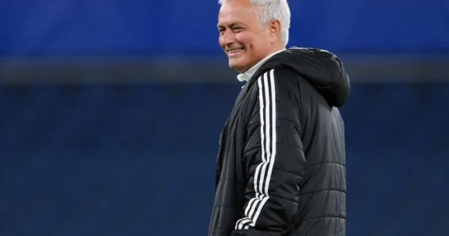 Mourinyo yenidən “Real”da 2 illik müqavilə