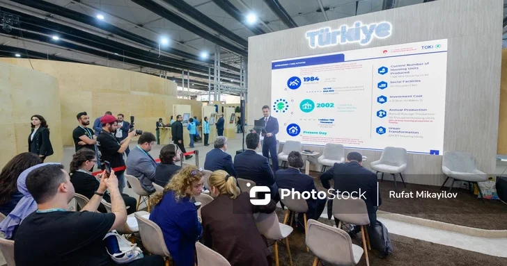 Проект Азербайджанского квартала в Турции представлен на WUF13