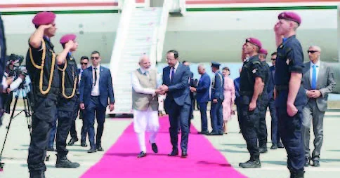 Modi Kiprə niyə getdi?