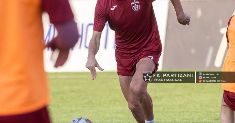 Azərbaycanlı futbolçu Albaniya klubunda RƏSMİ