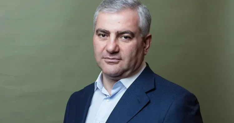 Ermənistanda saxlanılan rusiyalı milyarderə ittiham irəli SÜRÜLDÜ